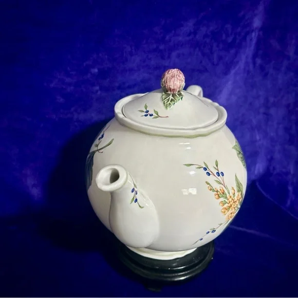 Princess House Vintage Garden Teapot - Picture 3 of 12